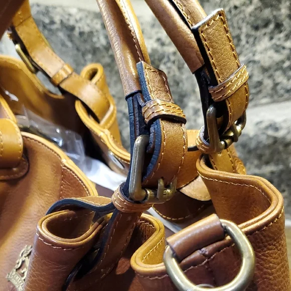 Pratesi Firenze,Elegant Brown Leather Shoulder Bag - Picture 16 of 17